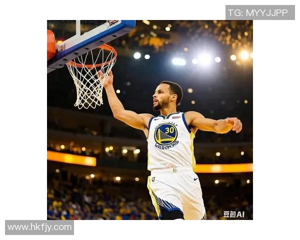 库里再度刷新纪录！连续10场比赛三分球命中率超过50%统治无人能及